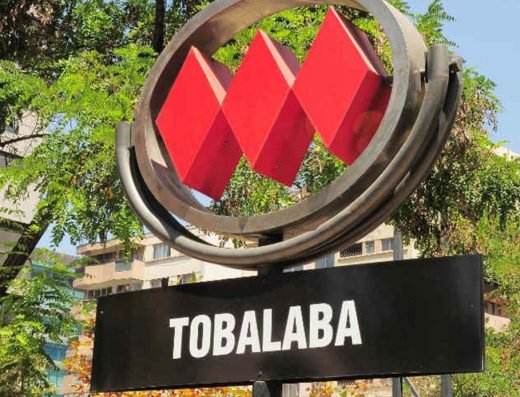 Metro Tobalaba / Línea 1 y 4